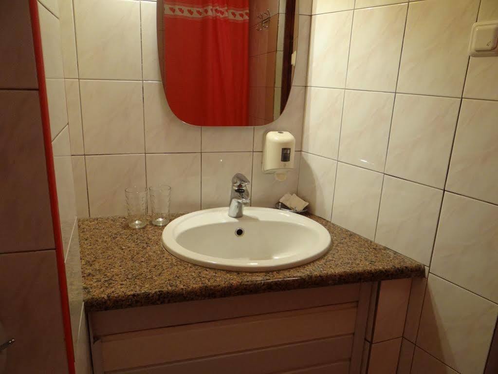 Hotel Desna Kut Kiev Eksteriør bilde