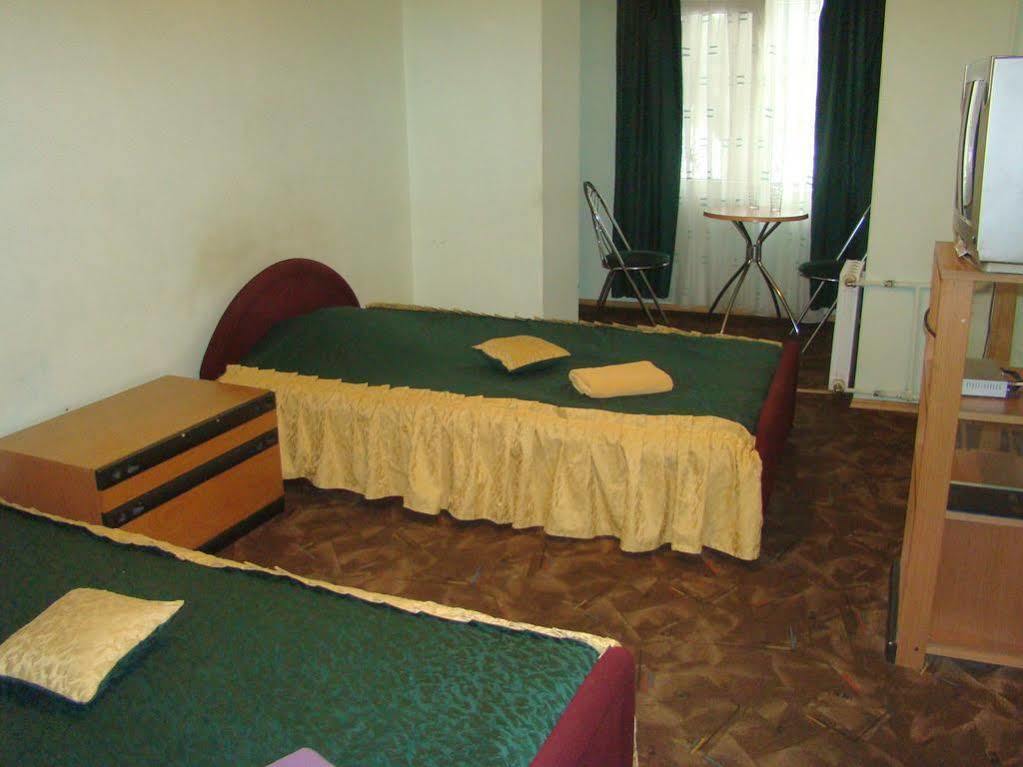 Hotel Desna Kut Kiev Eksteriør bilde